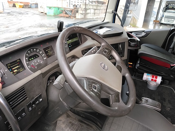 Volvo FH540 6X2 Krokbil 22 of 27