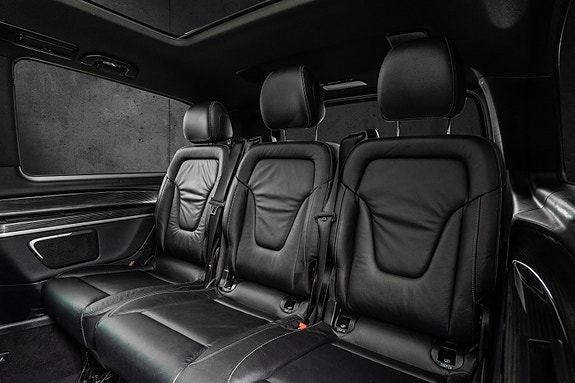 Mercedes-Benz EQV300 15 of 30