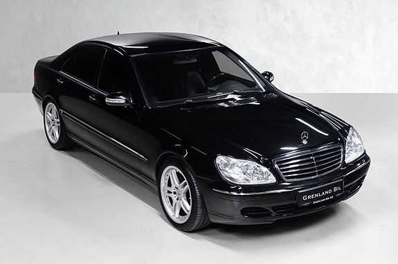Mercedes-Benz S320 2 of 27
