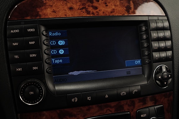 Mercedes-Benz S320 23 of 27