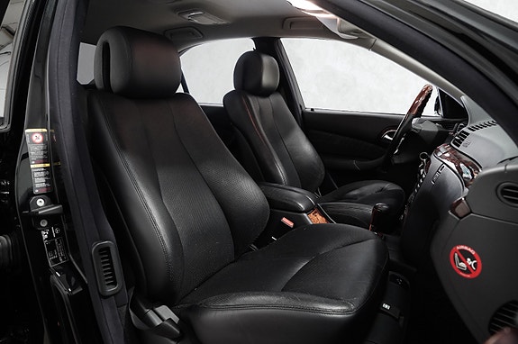 Mercedes-Benz S320 14 of 27