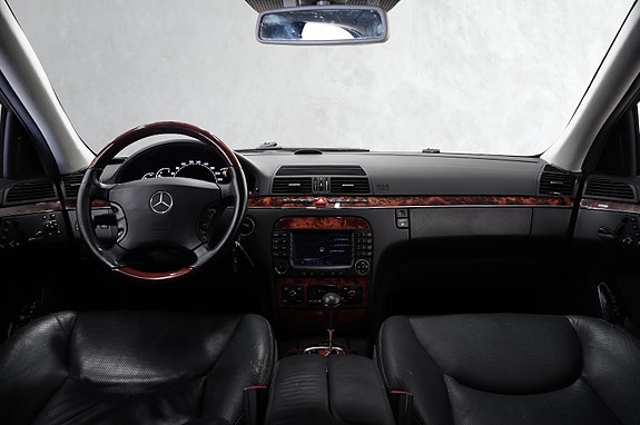 Mercedes-Benz S320 18 of 27