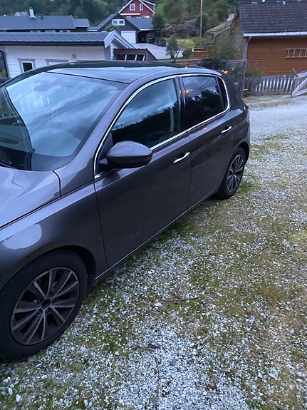 Peugeot 308 4 of 22