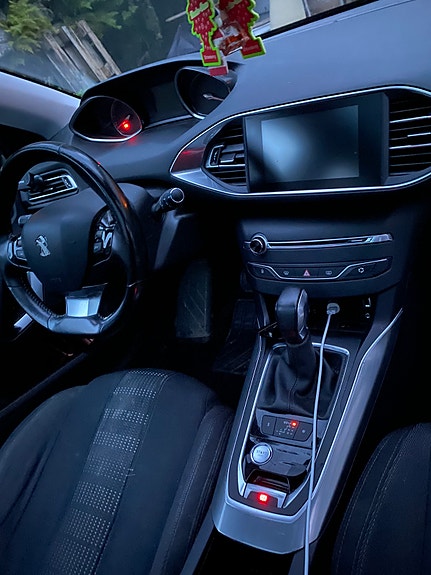 Peugeot 308 10 of 22