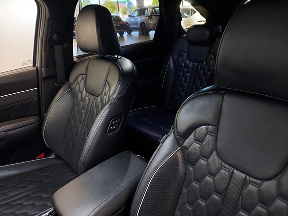 Kia Sorento 21 of 30
