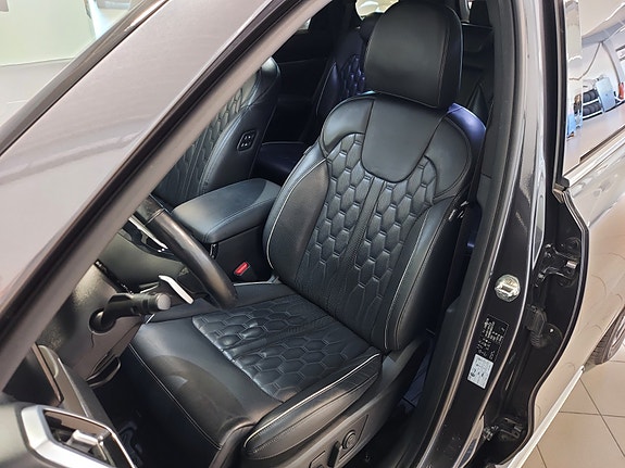 Kia Sorento 22 of 30