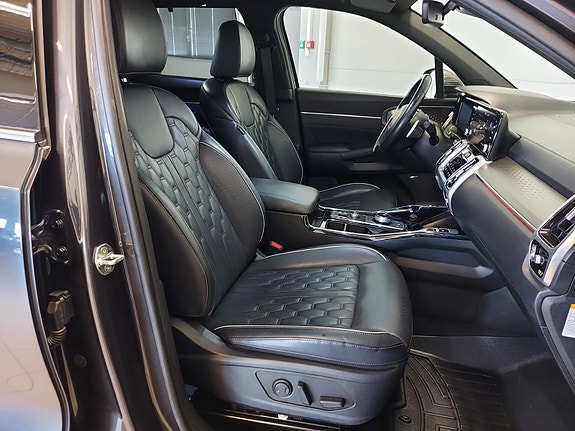 Kia Sorento 24 of 30