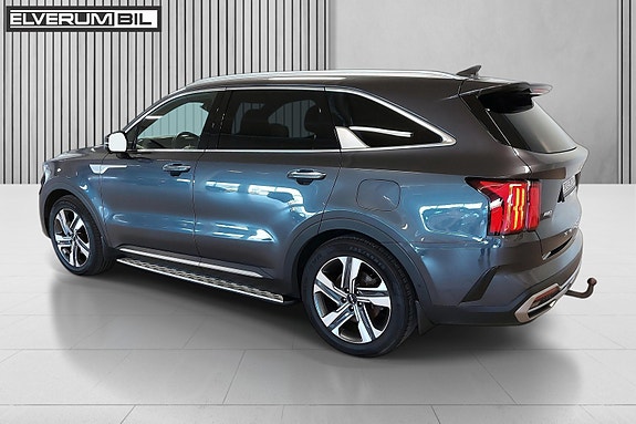 Kia Sorento 5 of 30