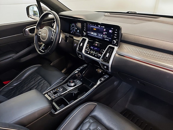 Kia Sorento 25 of 30