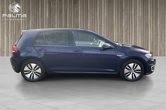 Volkswagen e-Golf VII 4 of 30