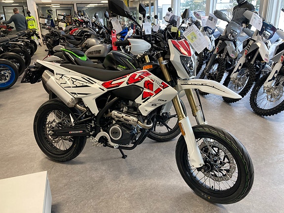 QJ Motor COV 125 Supermoto/NYHET 2026! 3 of 19
