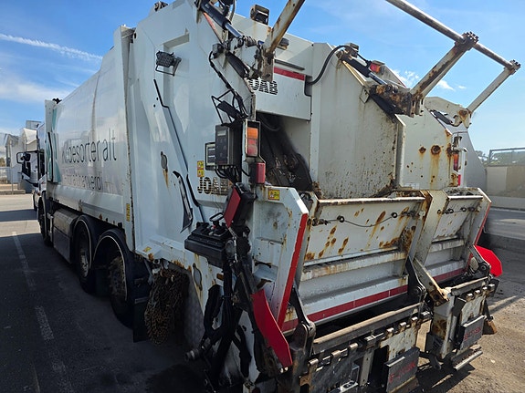 Mercedes-Benz Econic komprimatorbil - Joab 2 kammer påbygg - CNG 6 of 19