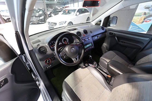 Volkswagen Caddy 23 of 28