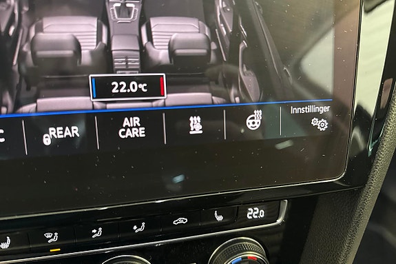 Volkswagen Passat Alltrack 15 of 22