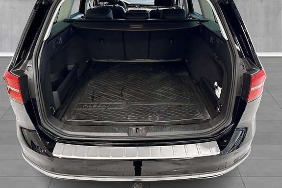 Volkswagen Passat Alltrack 20 of 22