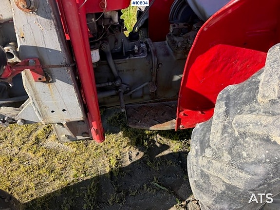 Massey Ferguson 1971 135 2X4 Traktor 10 of 21
