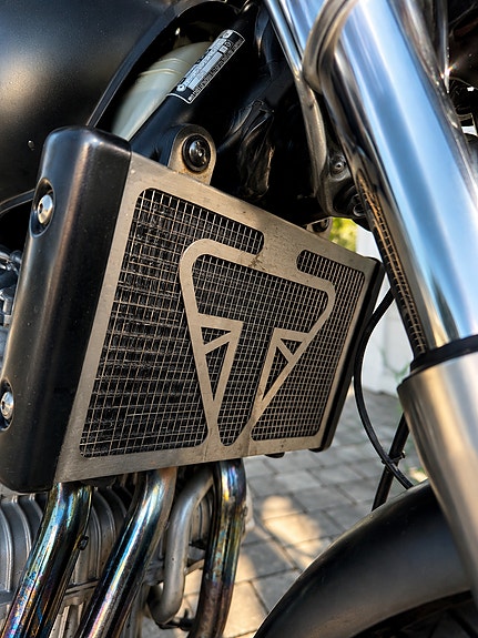 Triumph Thunderbird 900 - Cafe Racer 5 of 8