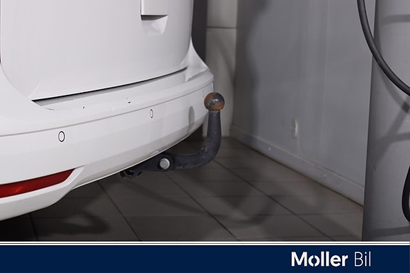 Volkswagen Caddy Maxi 18 of 19