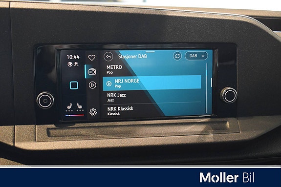 Volkswagen Caddy Maxi 14 of 19