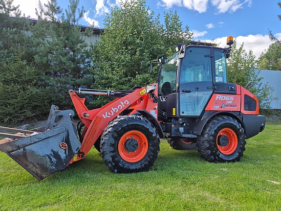Kubota R065 6 of 12
