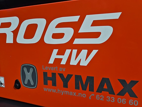 Kubota R065 8 of 12
