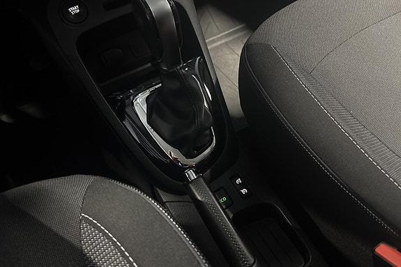 Renault Captur 14 of 24