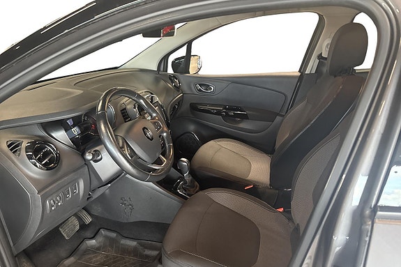Renault Captur 8 of 24