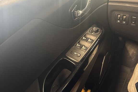 Renault Captur 17 of 24