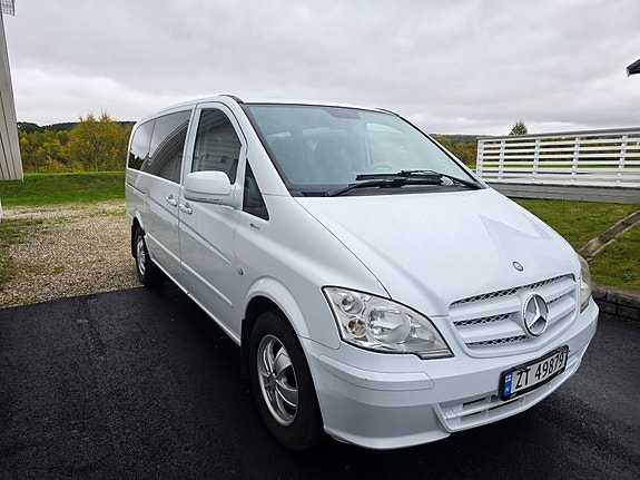 Mercedes-Benz Vito 113 2 of 12