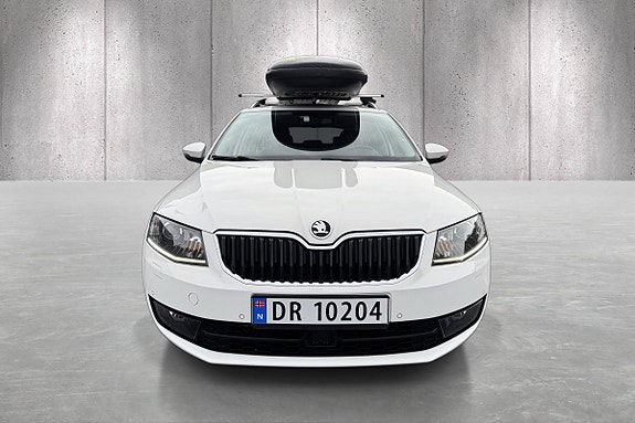 Skoda Octavia 2 of 22