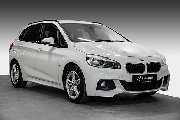 BMW 218i 7 of 30