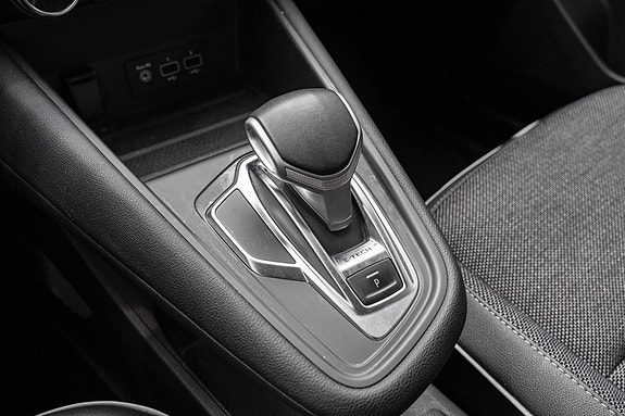 Renault Captur 12 of 24