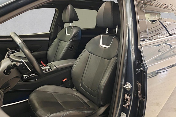 Hyundai Tucson 17 of 30