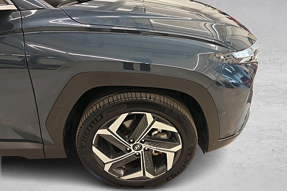 Hyundai Tucson 30 of 30