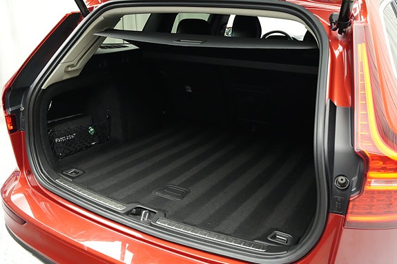 Volvo V60 12 of 30