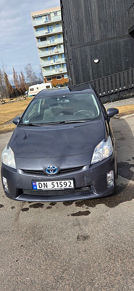 Toyota Prius 17 of 19