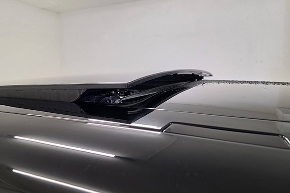 Land Rover Range Rover Sport 16 of 30