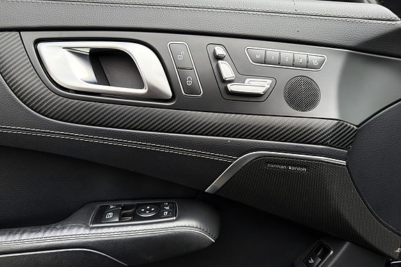 Mercedes-Benz SL500 13 of 22