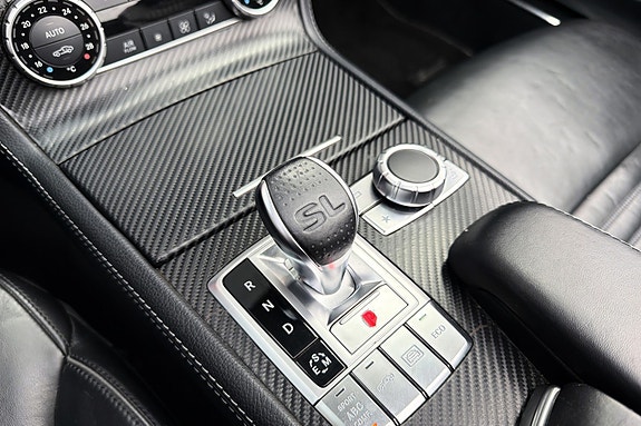 Mercedes-Benz SL500 17 of 22
