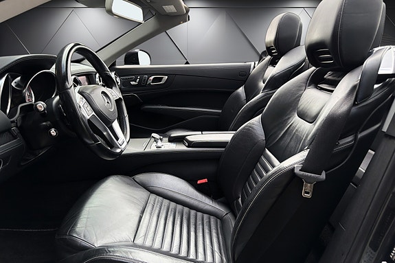 Mercedes-Benz SL500 11 of 22