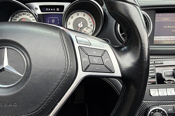 Mercedes-Benz SL500 16 of 22