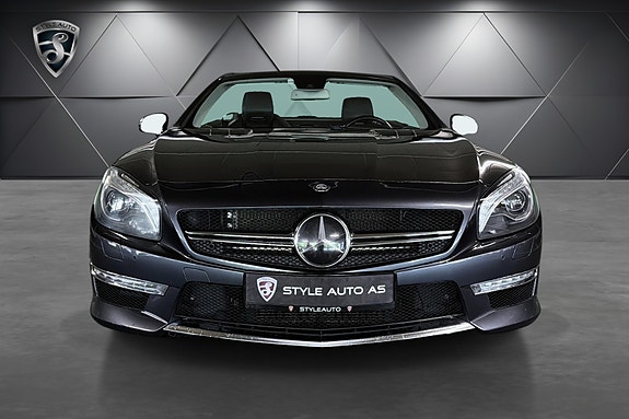 Mercedes-Benz SL500 2 of 22