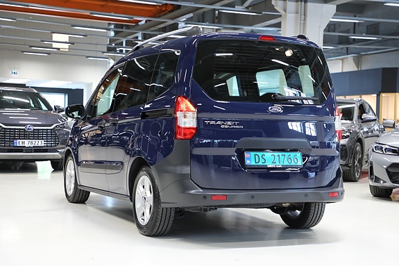 Ford Transit Courier 5 of 30