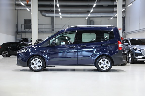 Ford Transit Courier 4 of 30