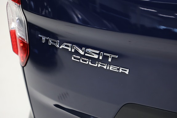 Ford Transit Courier 9 of 30