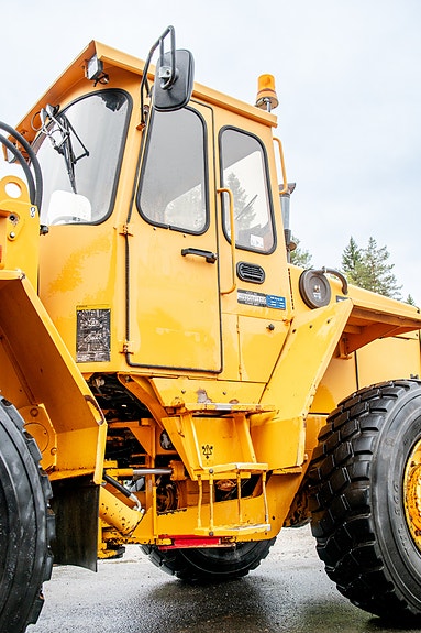 Volvo L70 10 of 28