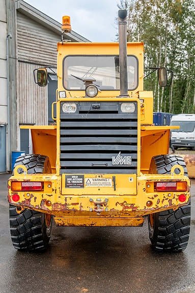 Volvo L70 5 of 28