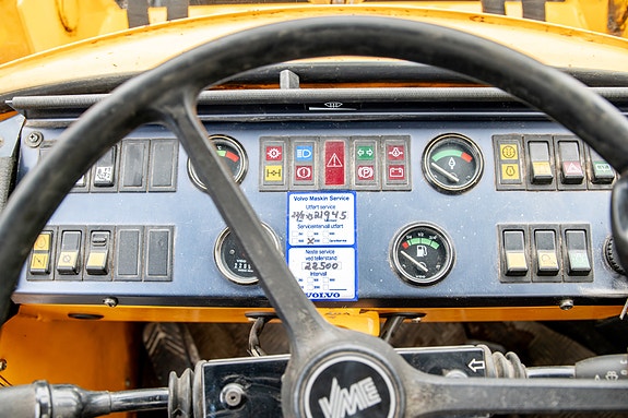 Volvo L70 16 of 28