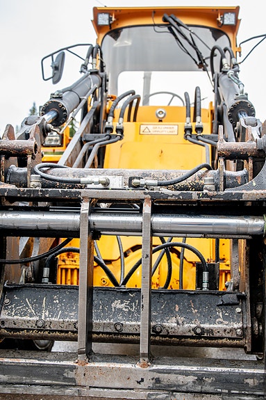 Volvo L70 9 of 28