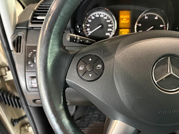 Mercedes-Benz Vito 113 10 of 28
